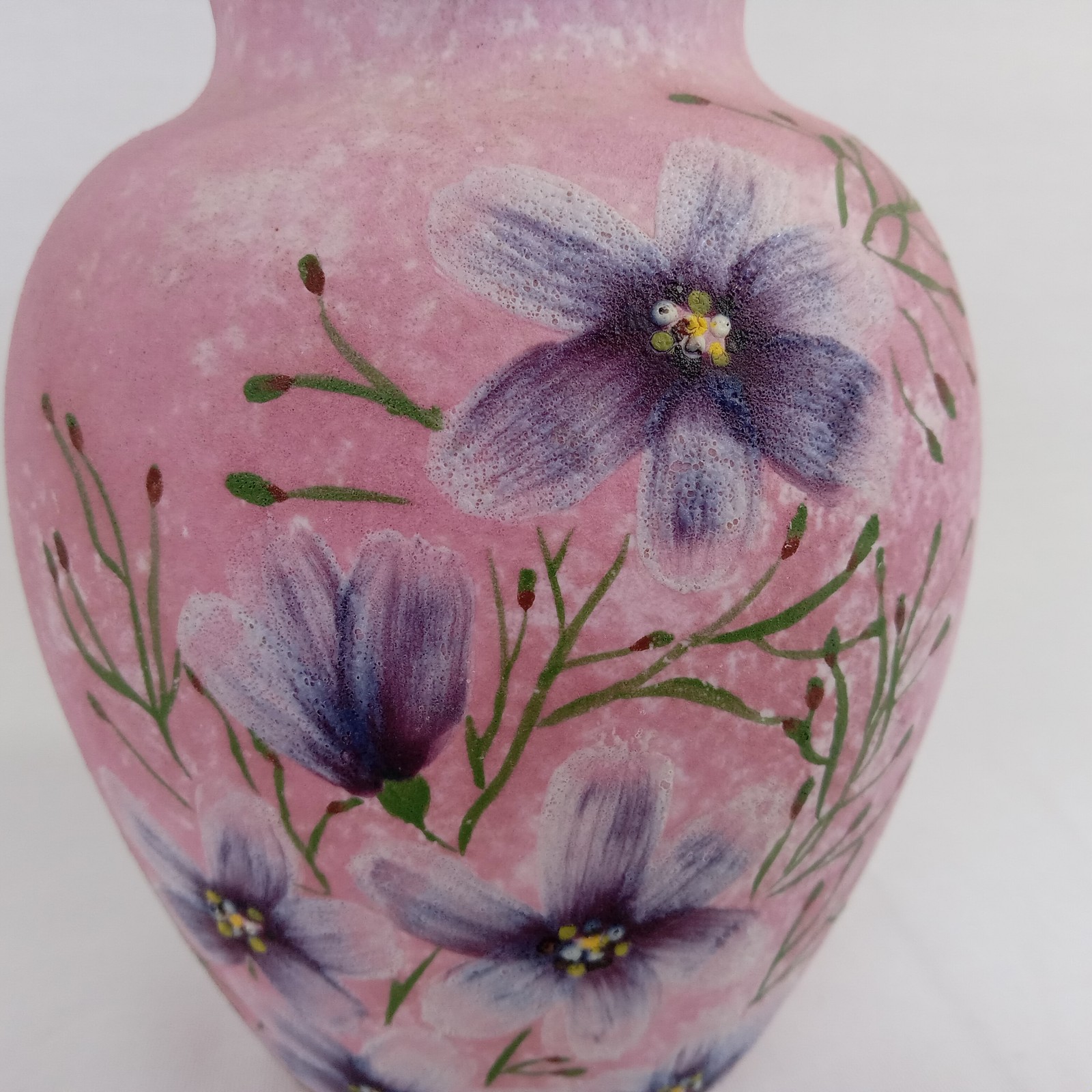 Vintage Hand-Painted Pink Purple Floral Art Pottery Vase Matte 6.25″ SIGNED