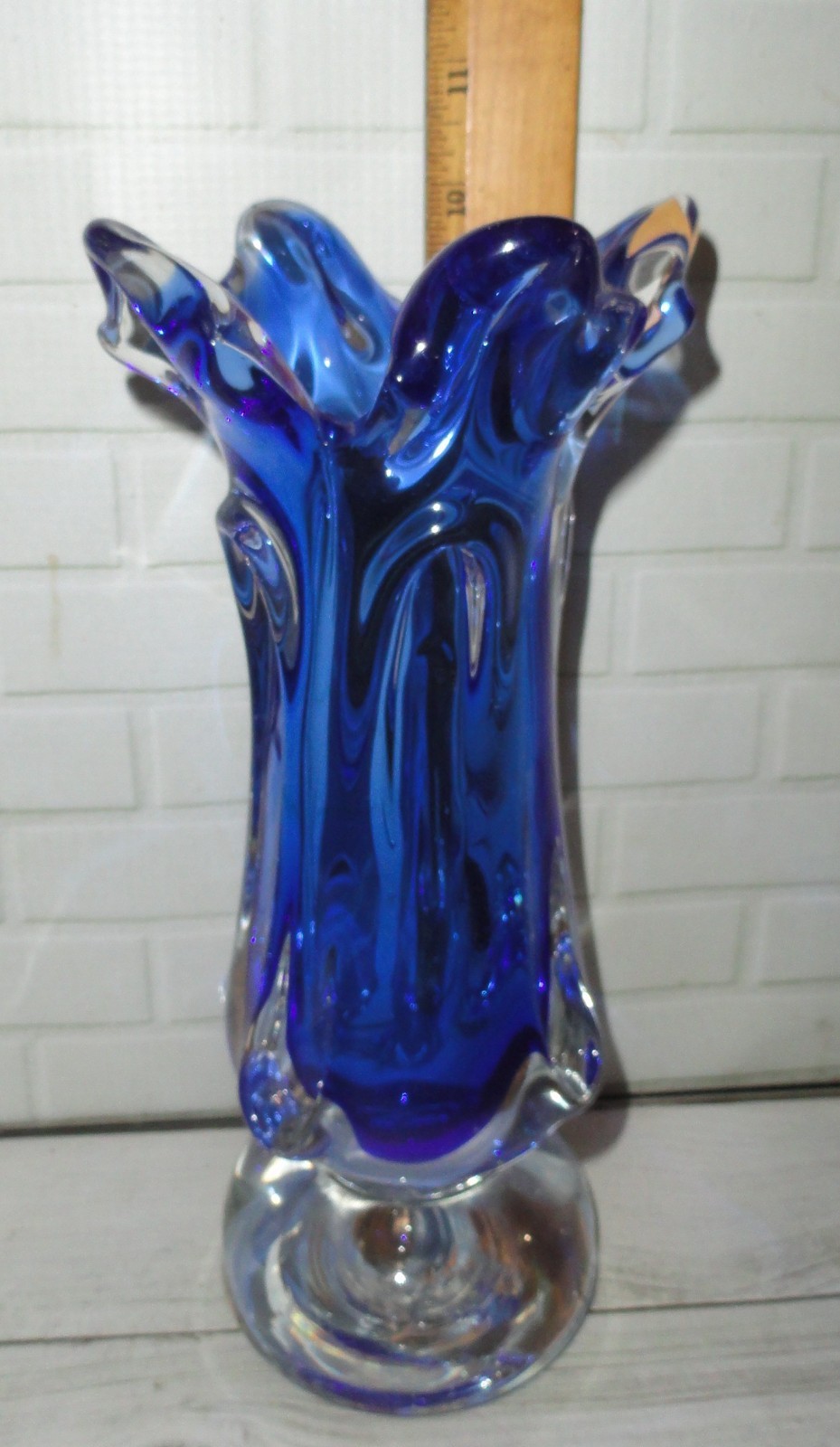 Hand Blown Sommerso Art Glass 10″ Vase