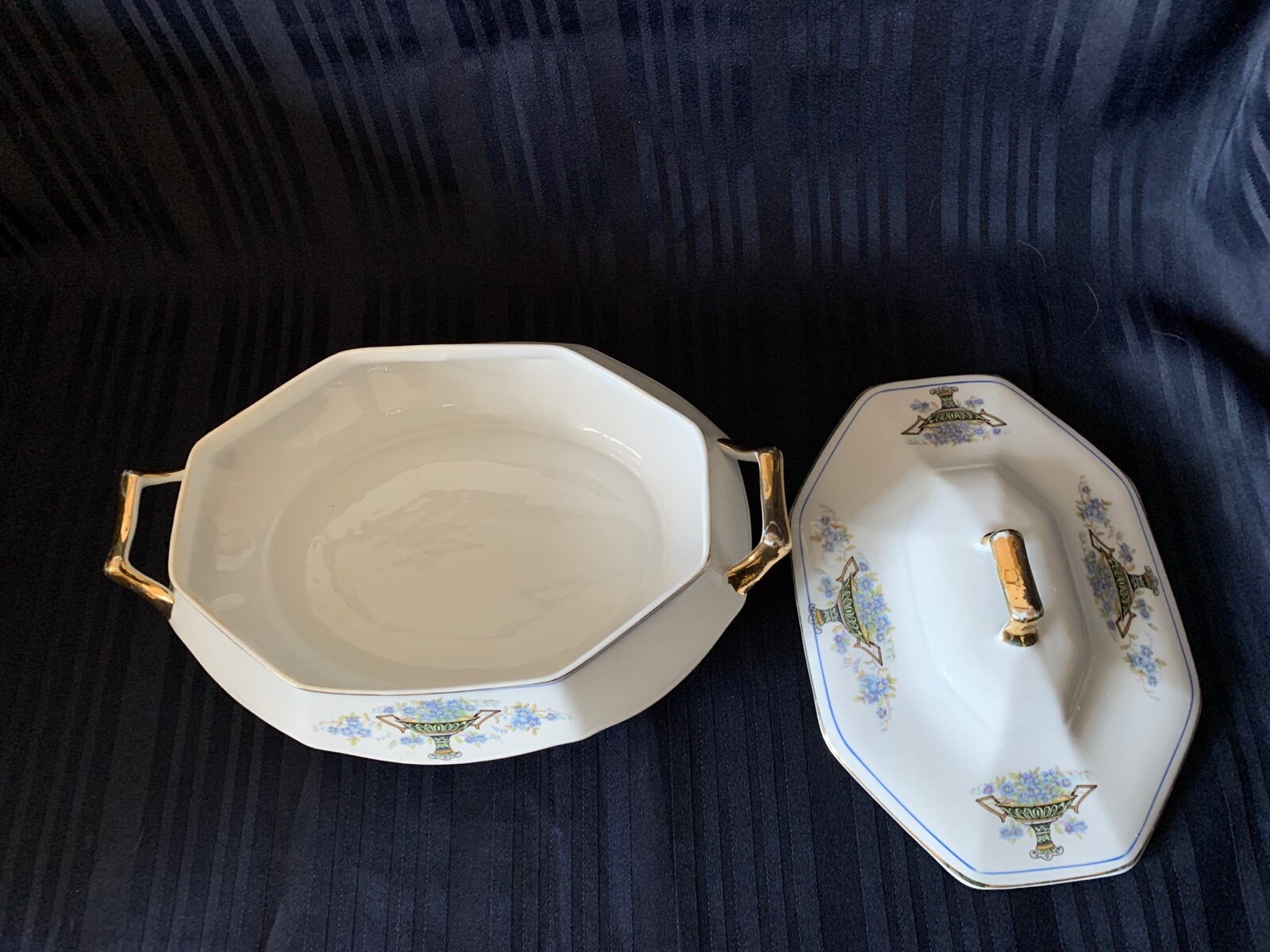 LIMOGES- AMERICAN COVERED DISH ANTIQUE BLUE FLORAL IN BLACK/YELLOW URN ACCENTS