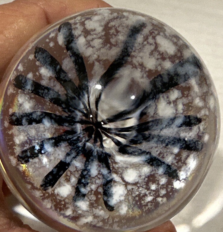 Daum France Crystal Flower Art Glass Paperweight. Signed