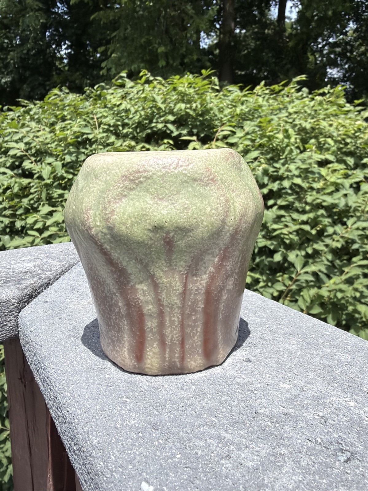 EARLY VAN BRIGGLE ARTS & CRAFTS POTTERY VASE with SPADES FLORAL PATTERN c.1907