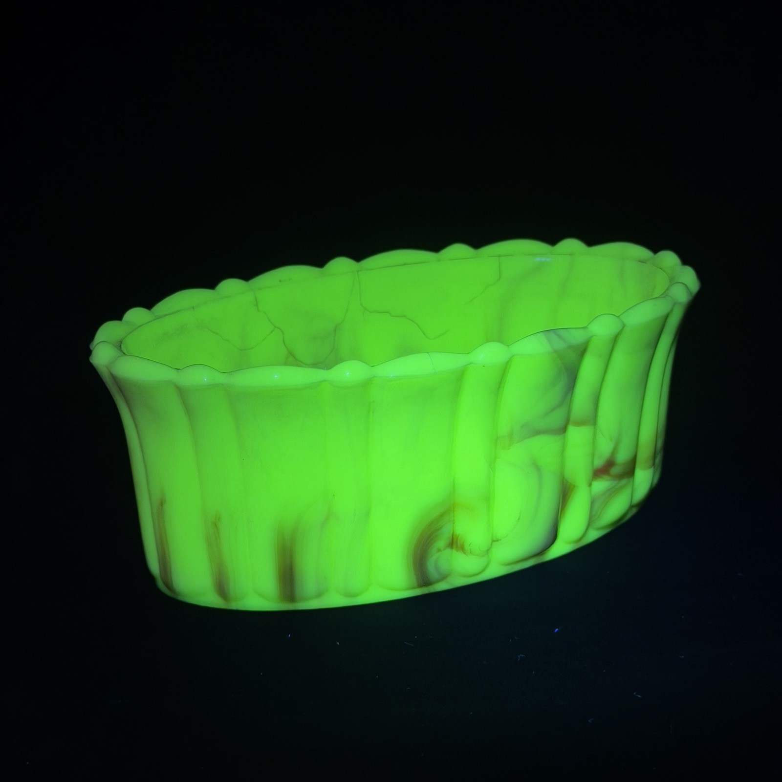 Vtg Akro Agate Glass Orange White UV Reactive Oval Candy Dish Planter 2.5 in H
