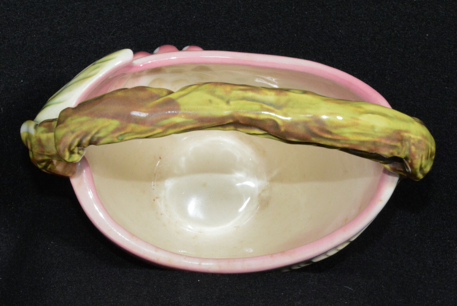 Hull Art Pottery Tokay Basket Red Berries #6 (8 1/4″ Tall)