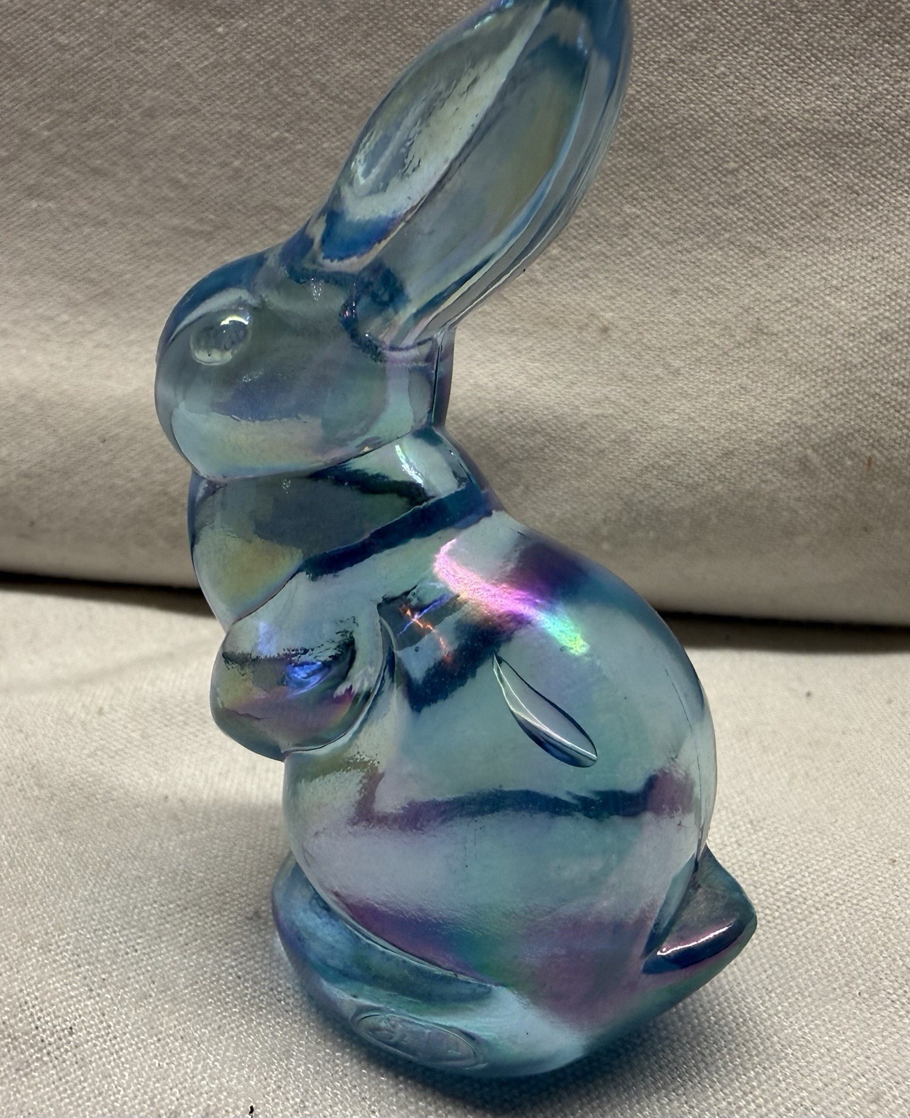 Fenton Blue Carnival Art Glass Iridescent Mini Easter Bunny – Paperweight Decor