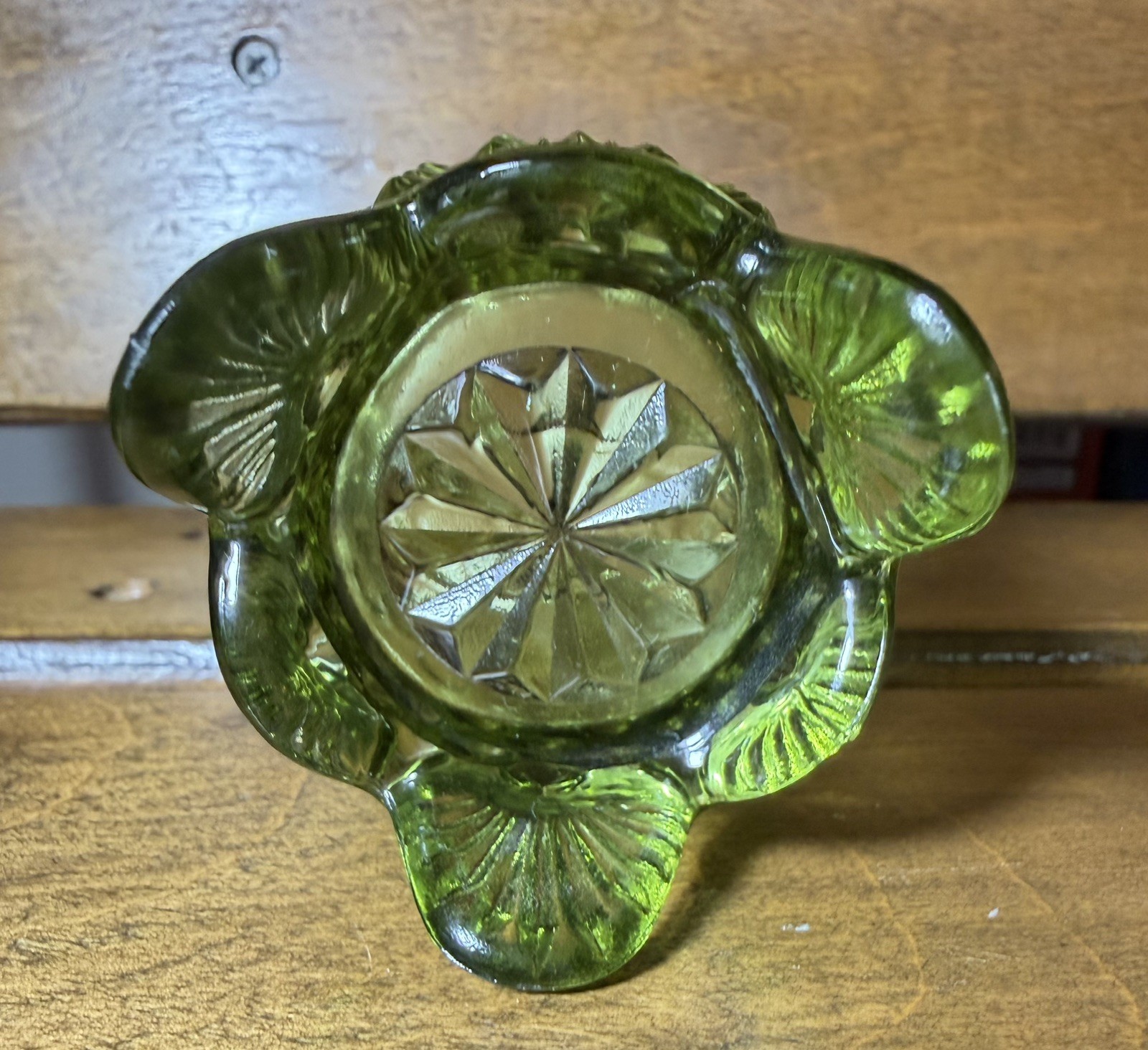 Vintage Fenton Colonial Green Hobnail Side Spikes 3 Footed Toothpick Holder Nice