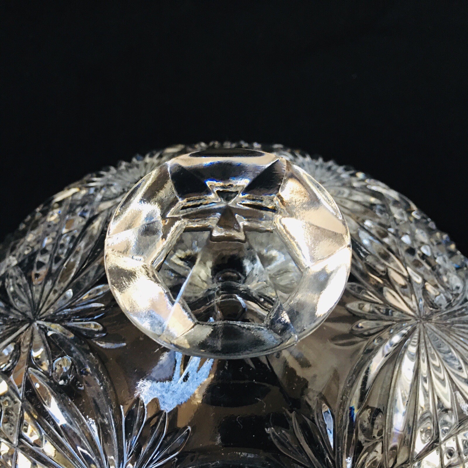 Vintage Mikasa Lead Crystal Covered For Serving Bowl / Dish 7.5″ 2 lb 13 oz V-57