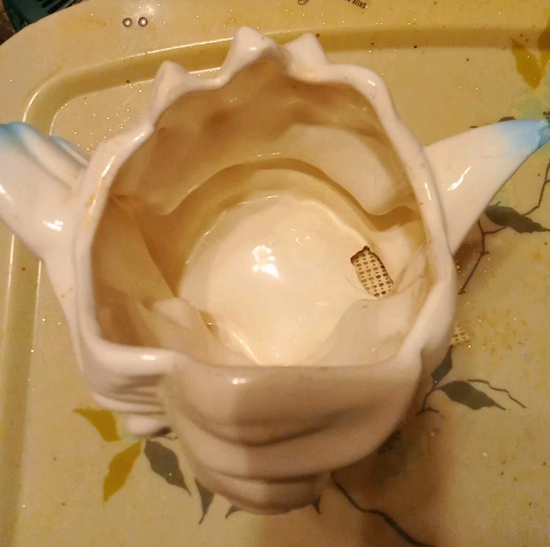 Hull Pottery Vase USA Boy Angel /Cherub Vase