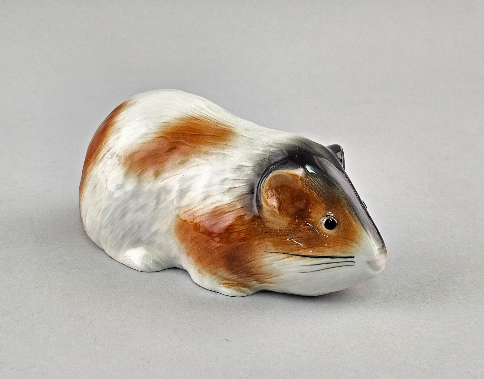 9924212 Porcelain Figurine Guinea Pig Colourful Wagner&Apel 6 5/16×3