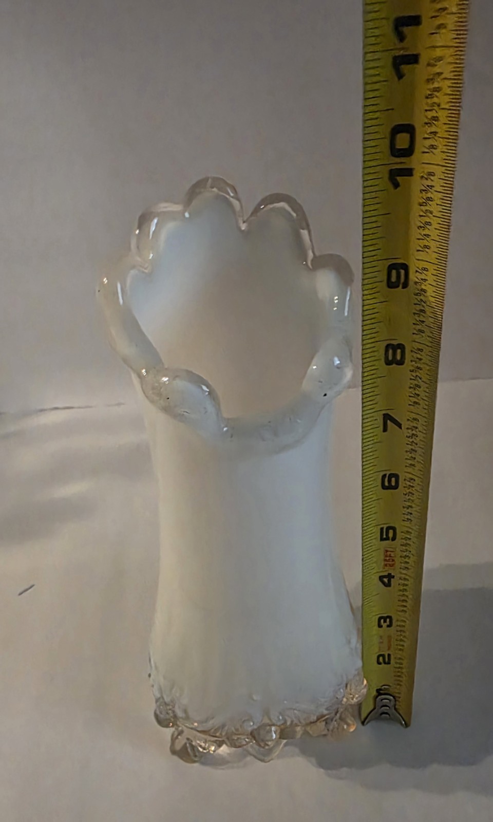 Piasa Bird By Sowerby Glass Co, 1988 – 1905, White Opalescent