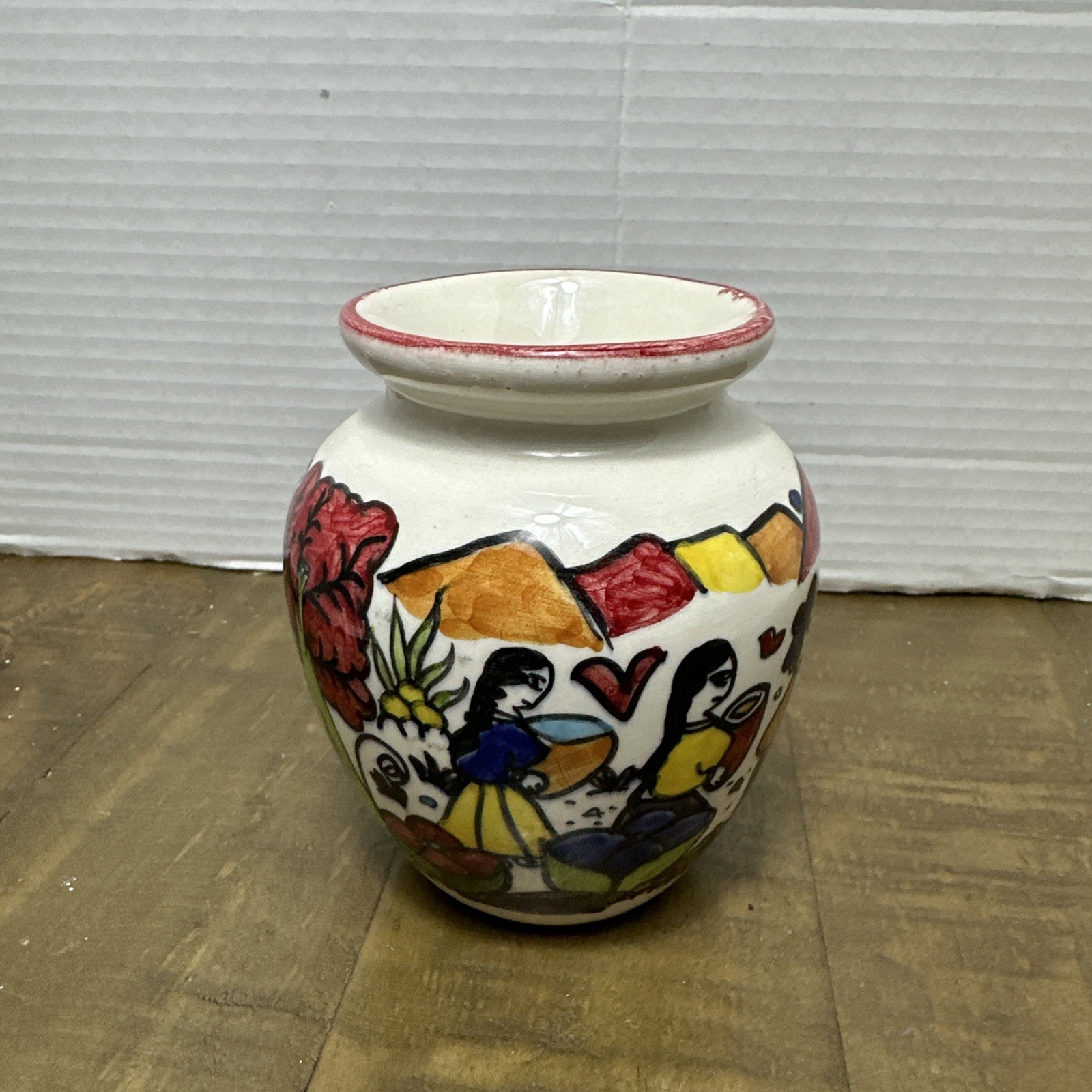 Jesús Moran Xalitla Guerrero Mexico Folk Art Pottery Hand Painted Vase 4.5” T