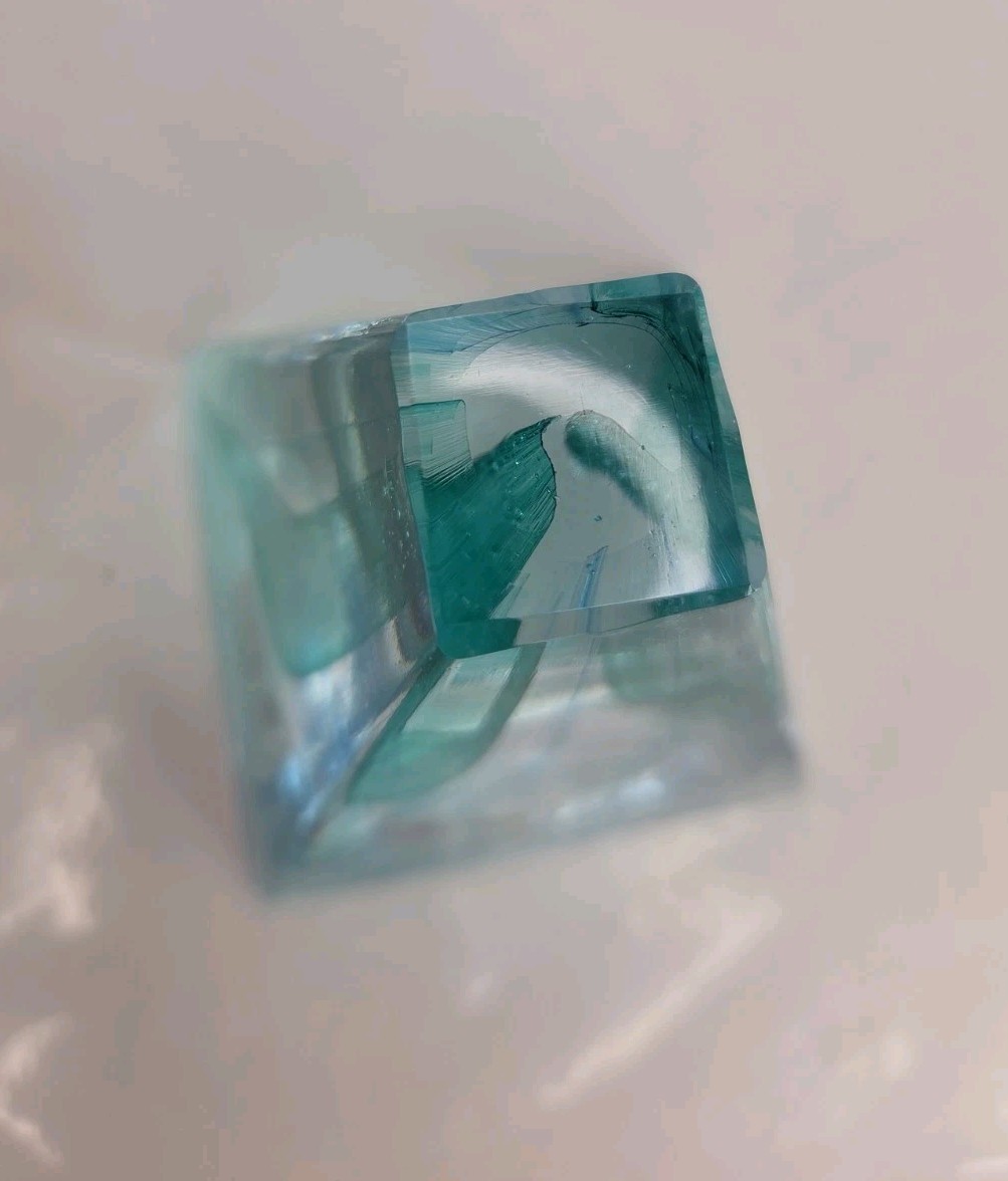 Caithness Glass Paperweight – Pyramid Twists – Blue and White