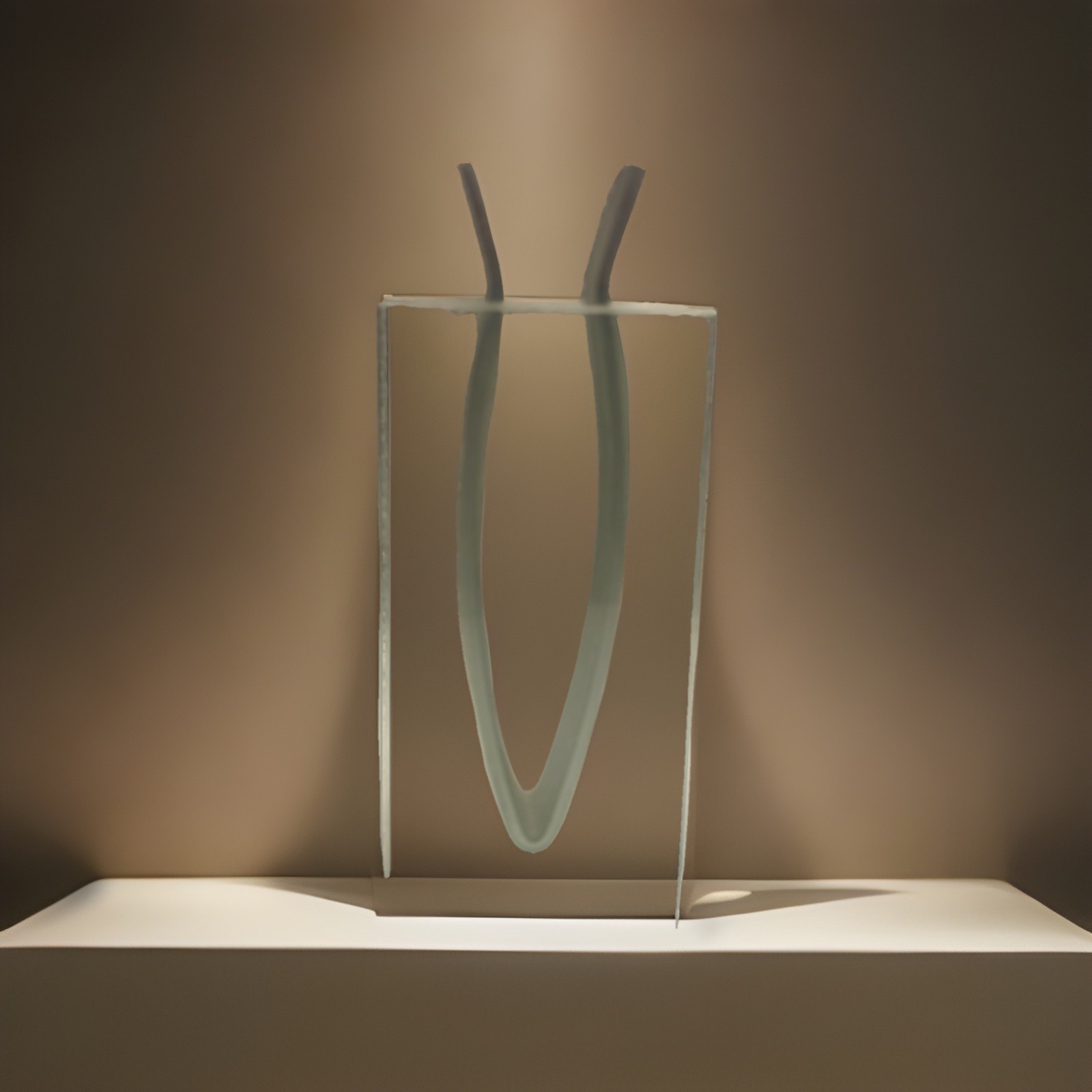 Peter Hewitt Ribbon Vase (MOMA) Museum of Modern Art