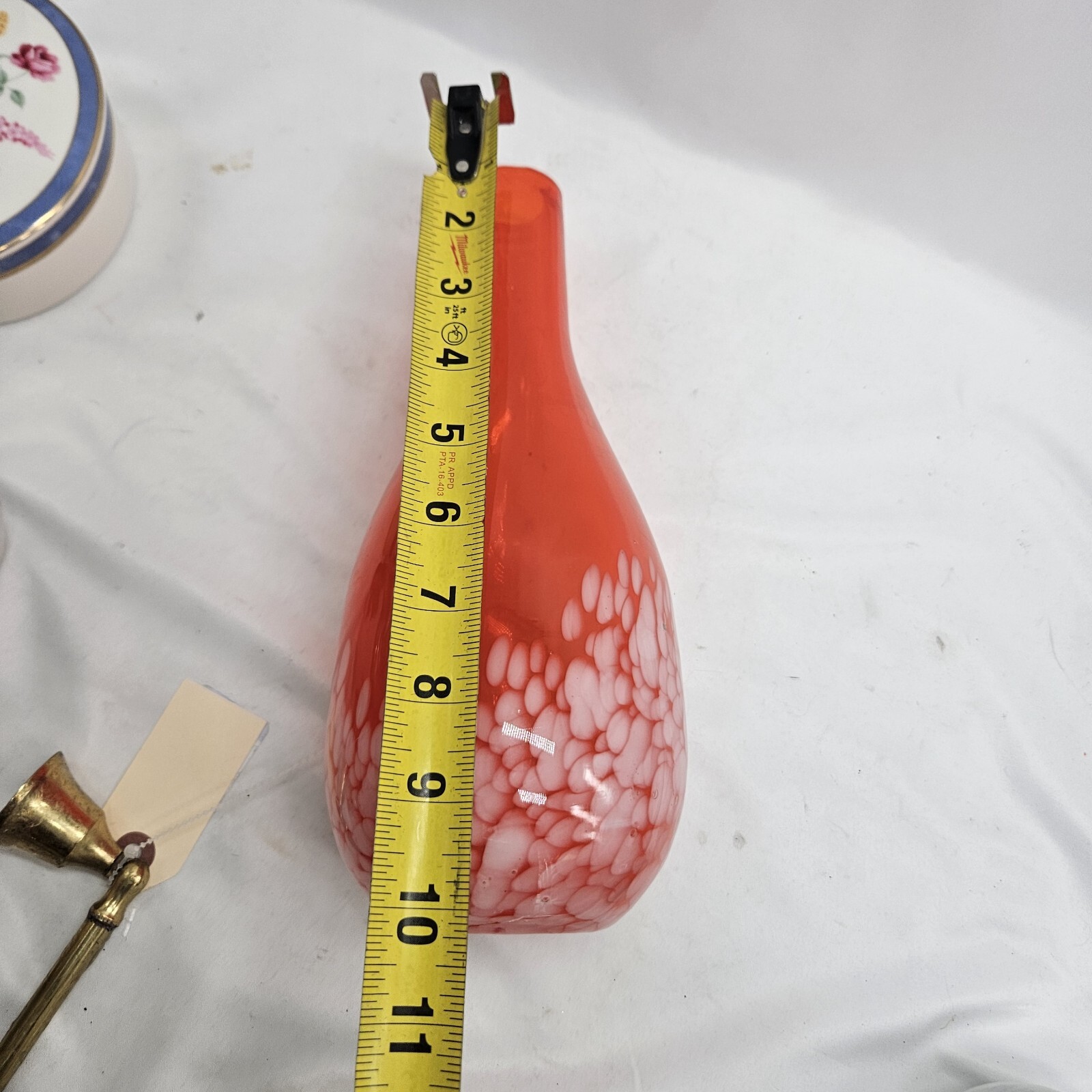 ORANGE Hand Blown GLASS MARGIE’S GARDEN CALIFORNIA 10″ VASE
