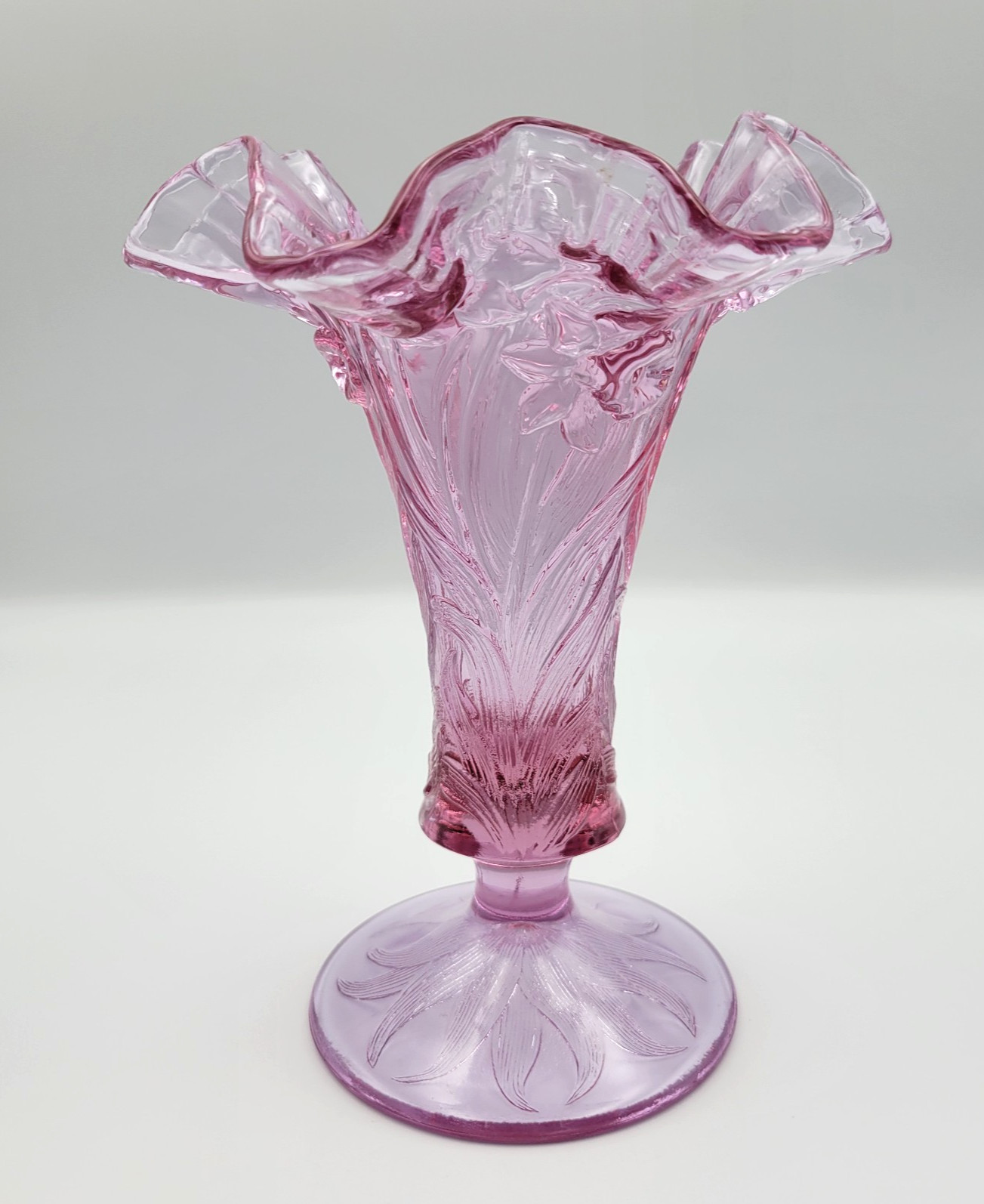 Fenton Empress Rose Pink Art Glass Vase Daffodil Embossed Ruffle Top Footed 7″
