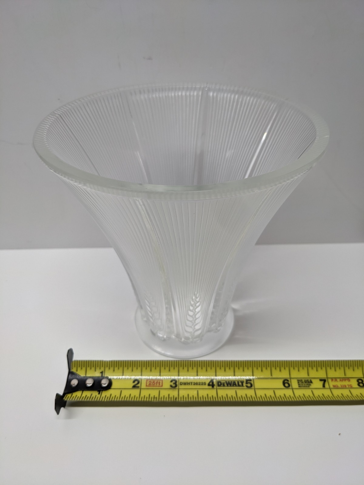 Read VTG Lalique Frosted Crystal Epis Vase Art Deco Wheat Signed 6 1/2″