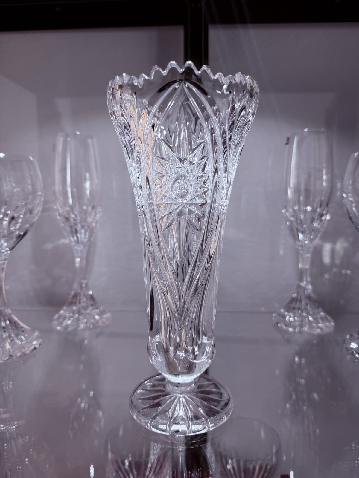 Crystal Vase Footed Starburst Pattern Sawtooth Rim Elegant Lead Heavy Cut