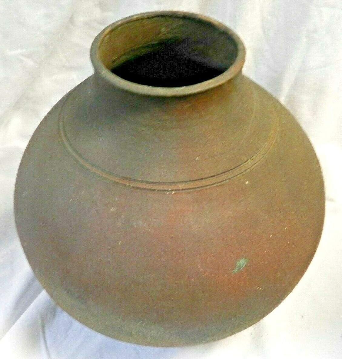 MASTERFUL POTTER RAKU LARGE VASE WITH FIREWORKS, CERAMIC BY MARTY MARKUS 9.5″