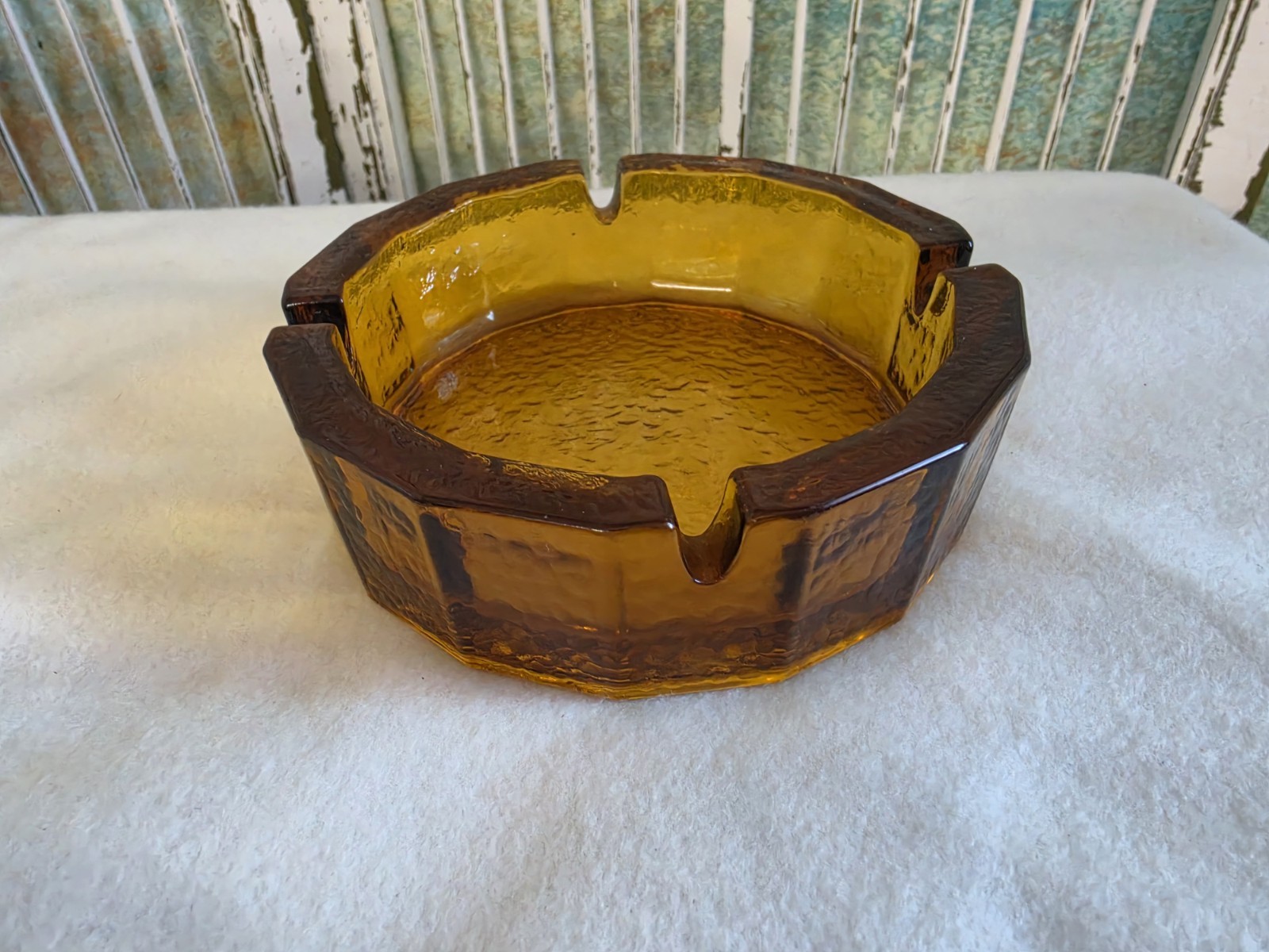 Vintage Blenko Pebble Glass Octagon Ashtray 6″ MCM chunky