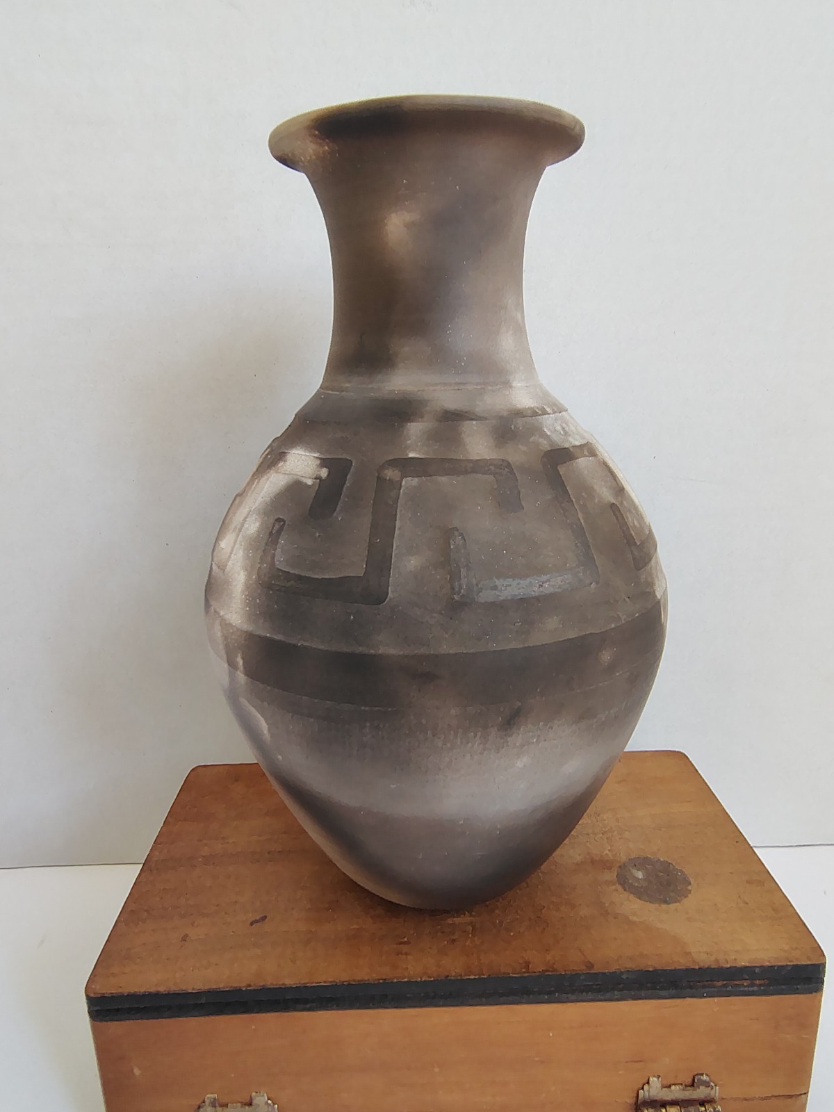 Lyse Fleury Smoke Fired Vase – 7″ Tall – Made in Canada