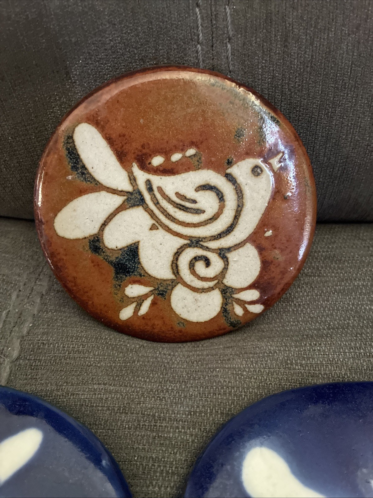 Vintage Set Of 3 Studio Pottery Trivet Coaster Signed Petteford Bird Motif Art