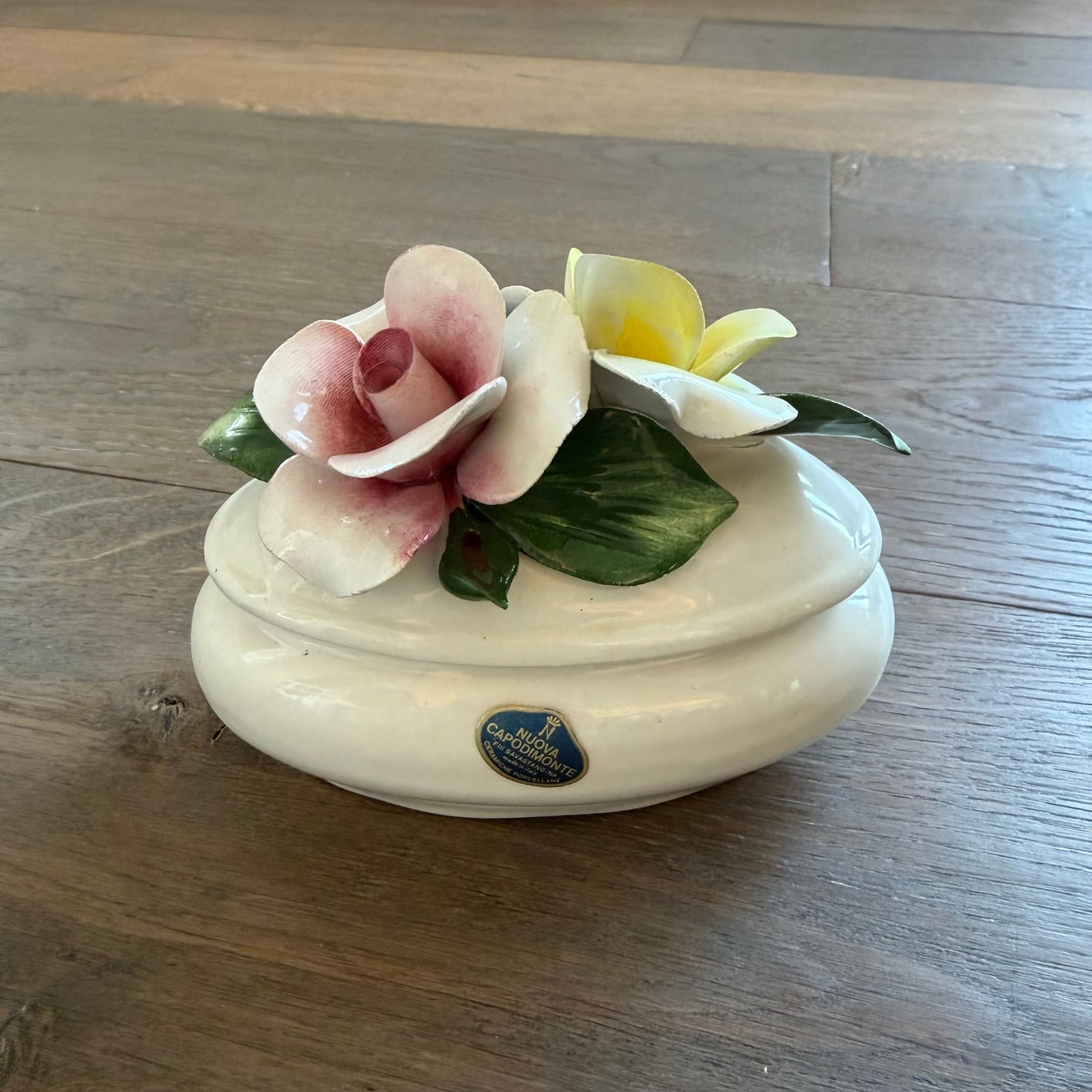 Mid 20th Century Nuona Capodimonte Yellow & Pink Roses Flower Trinket Box 💐 M