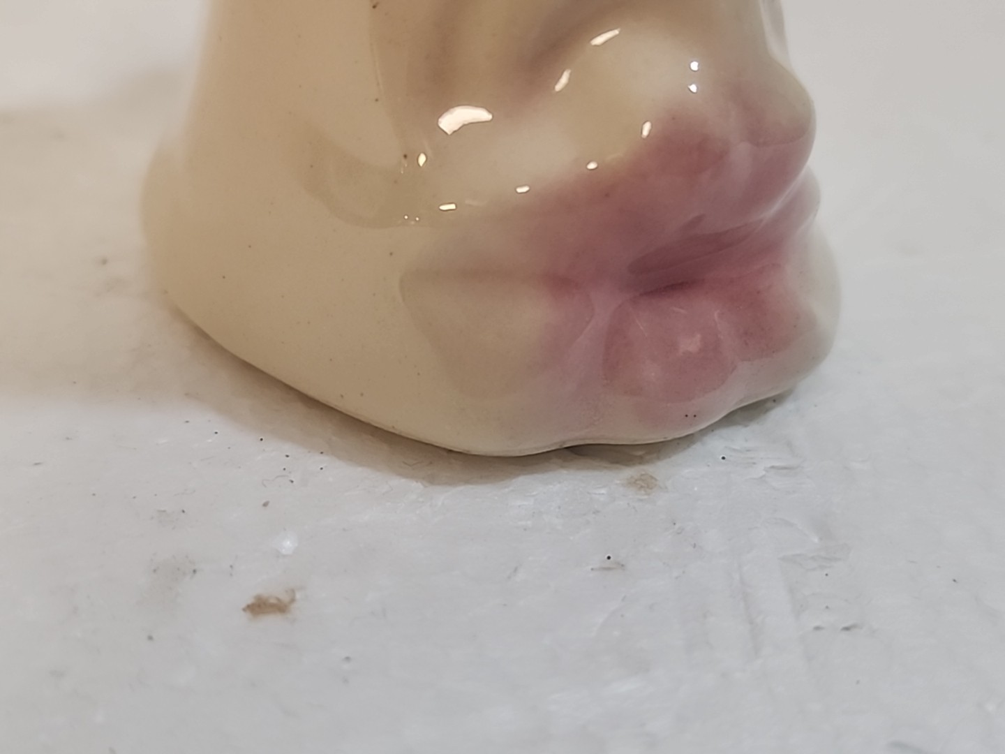 VTG Royal Copley Swallow Bird Tree Stump Figurine Pink Mauve MCM 1950’s Ceramic