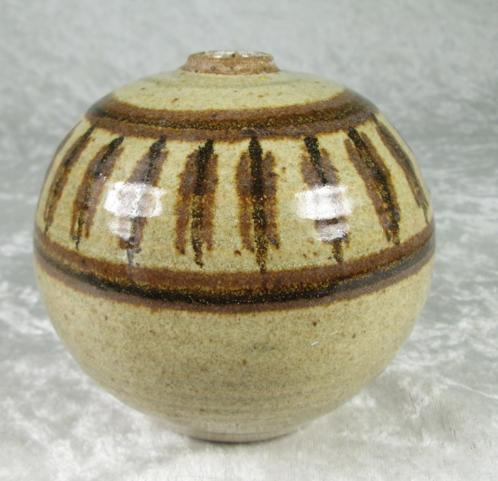 M Bennett Pottery Vase Mid Century Modern Brown Feather Design 3-3/4 inches tall