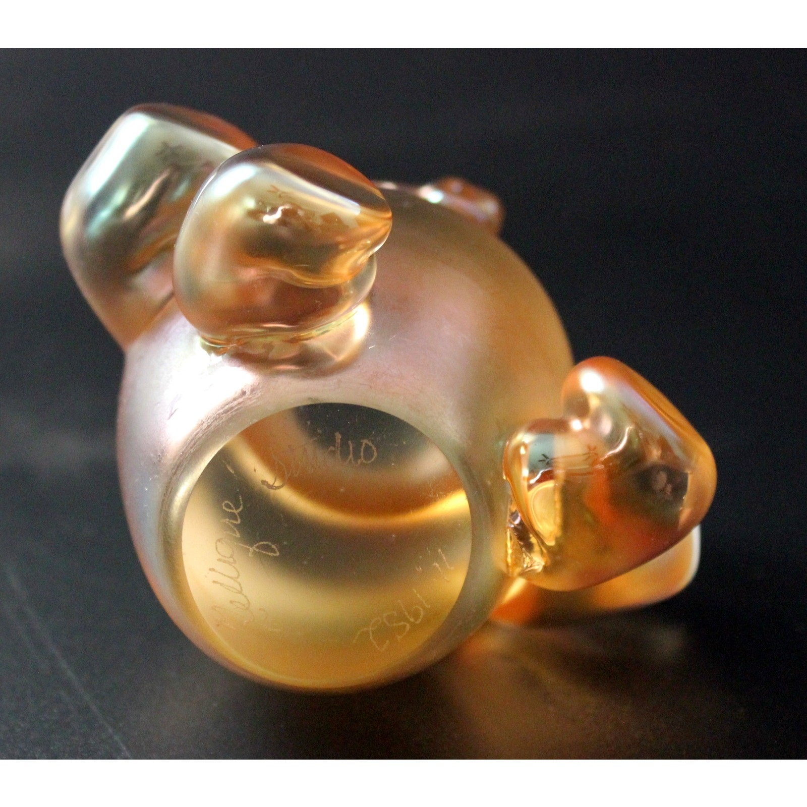 Vintage Zellique Studios Unusual Art Glass Bear Paperweight