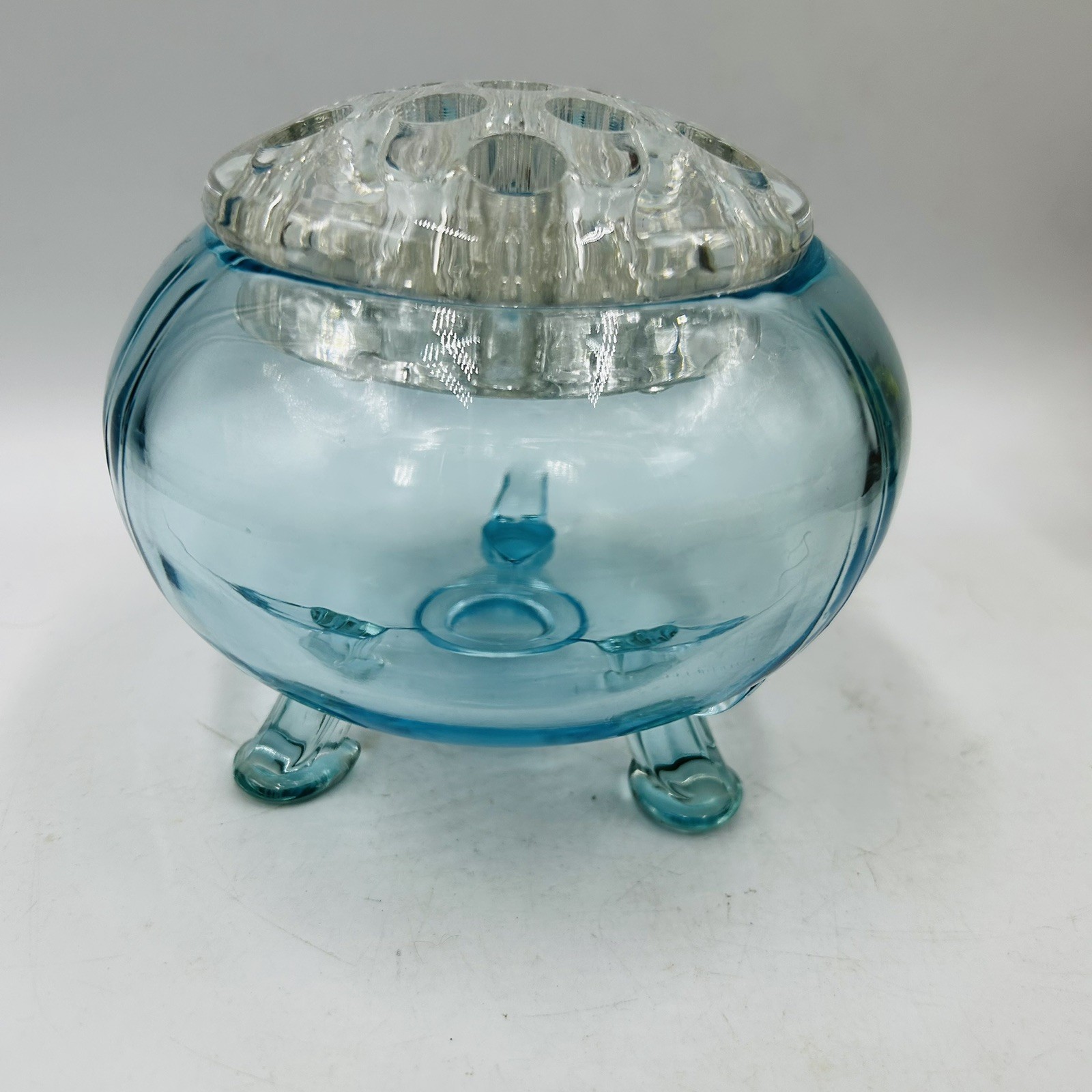 Vtg Viking Light Blue Glass Flowerlite Flower Frog 3 Legged Bowl Vase MCM VHTF