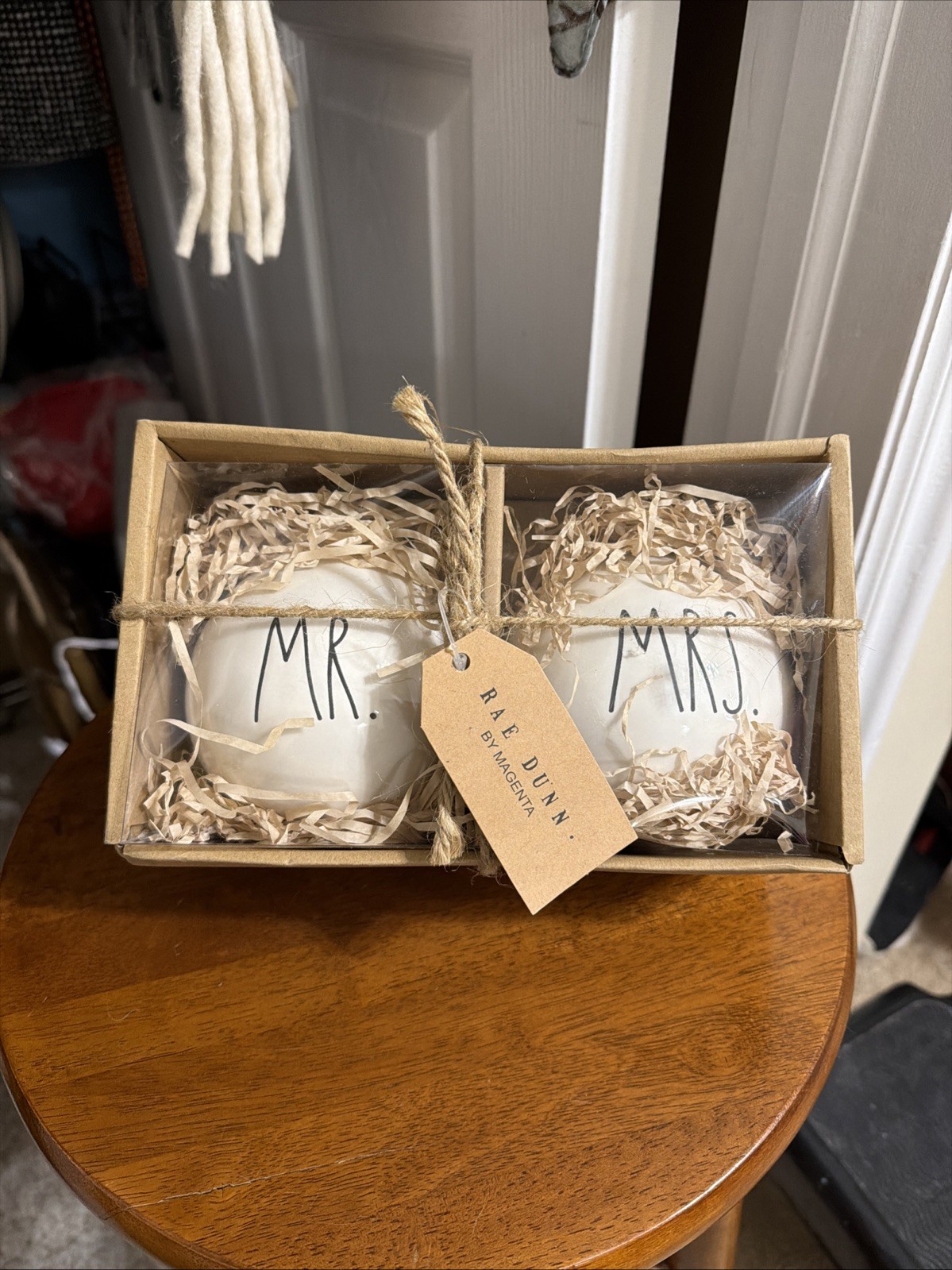 Rae Dunn MR. and MRS. Large Letter Ornament, Set of 2 – NIB