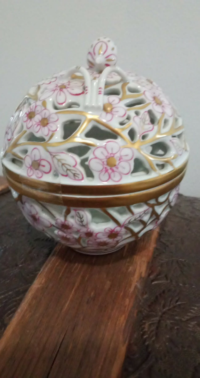 Herend Bonbon Porcelain Pink