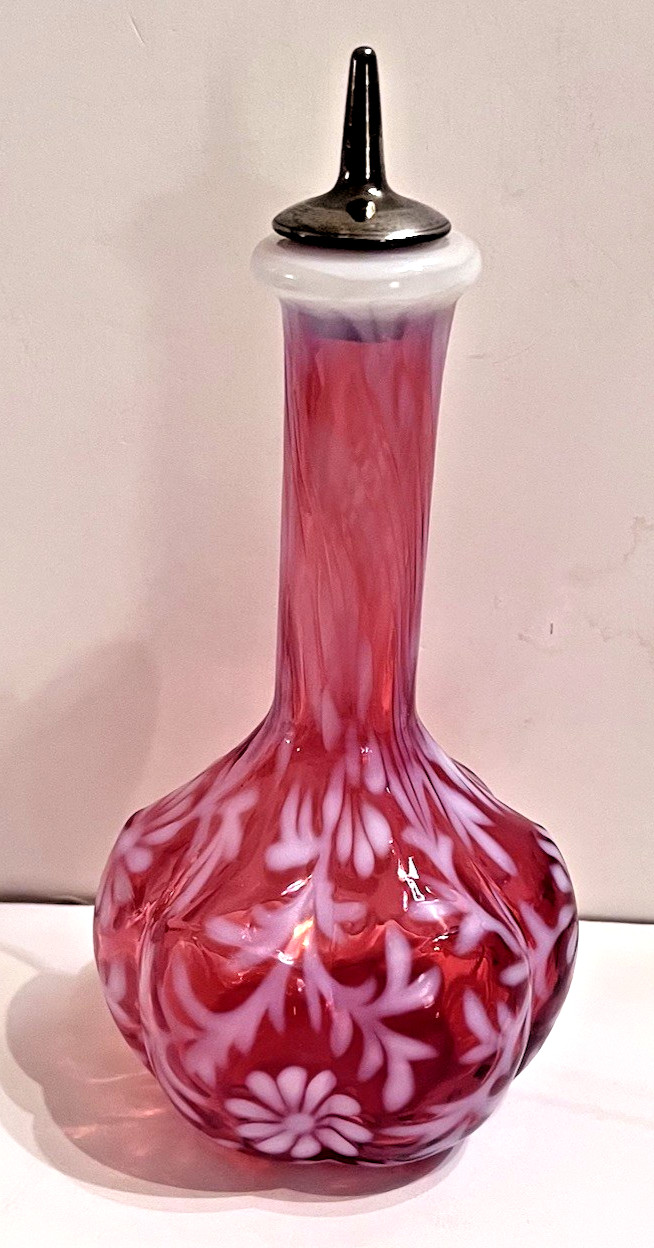 Vintage Fenton ® LG Wright Daisy & Fern Cranberry Opalescent Barber Bottle-RARE!