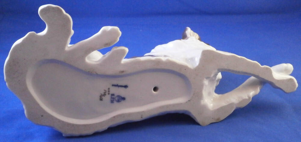 Jugendstil KPM Berlin Dog Porcelain Figure Figurine Porzellan Figur Hund German