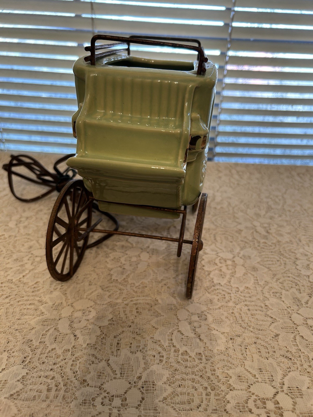 Vtg MCM Art Deco 1950’s Stagecoach Carriage Lamp Wagon Style Green Gold Rare