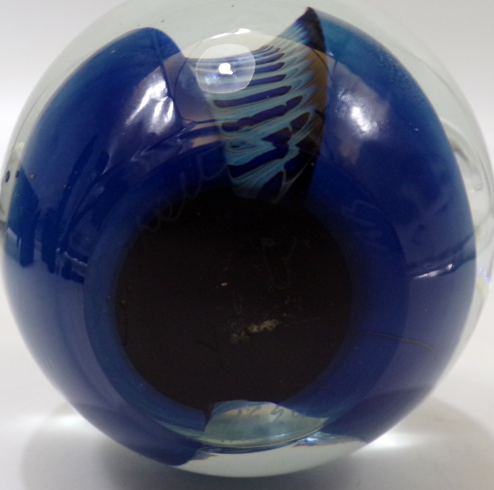 XL ROBERT EICKHOLT Art Glass PAPERWEIGHT REPTILE SERIES ONE EYED MONSTER RARE 94