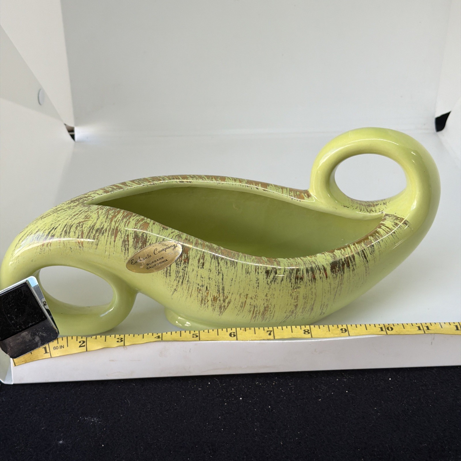 Green Enchanto Co Burbank CA MCM Double Loop Console Planter Atomic Pottery