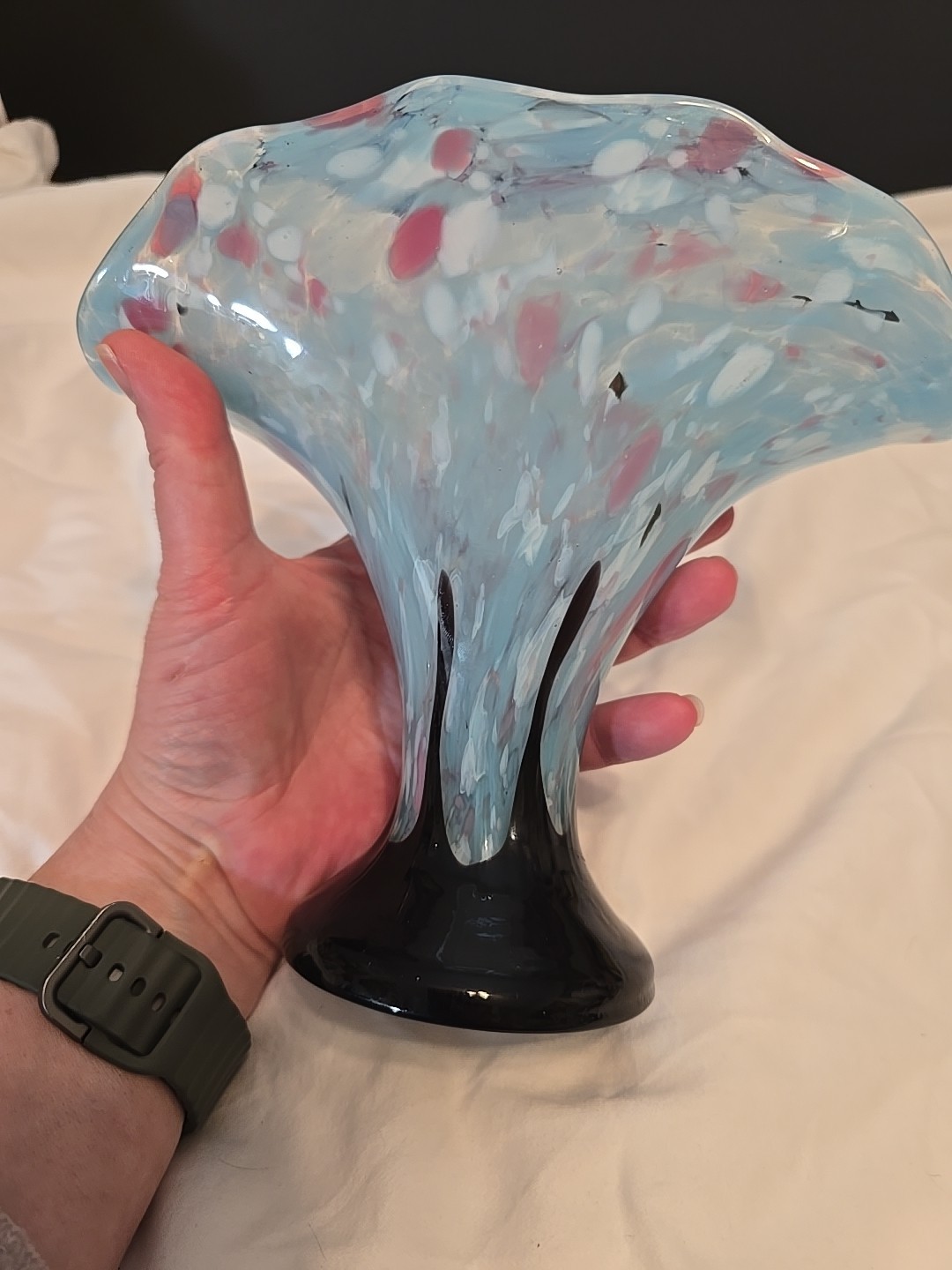 RARE Antonin Ruckl & Sons Blue/pink/white Confetti ” Shimmy” Art Deco Fan Vase