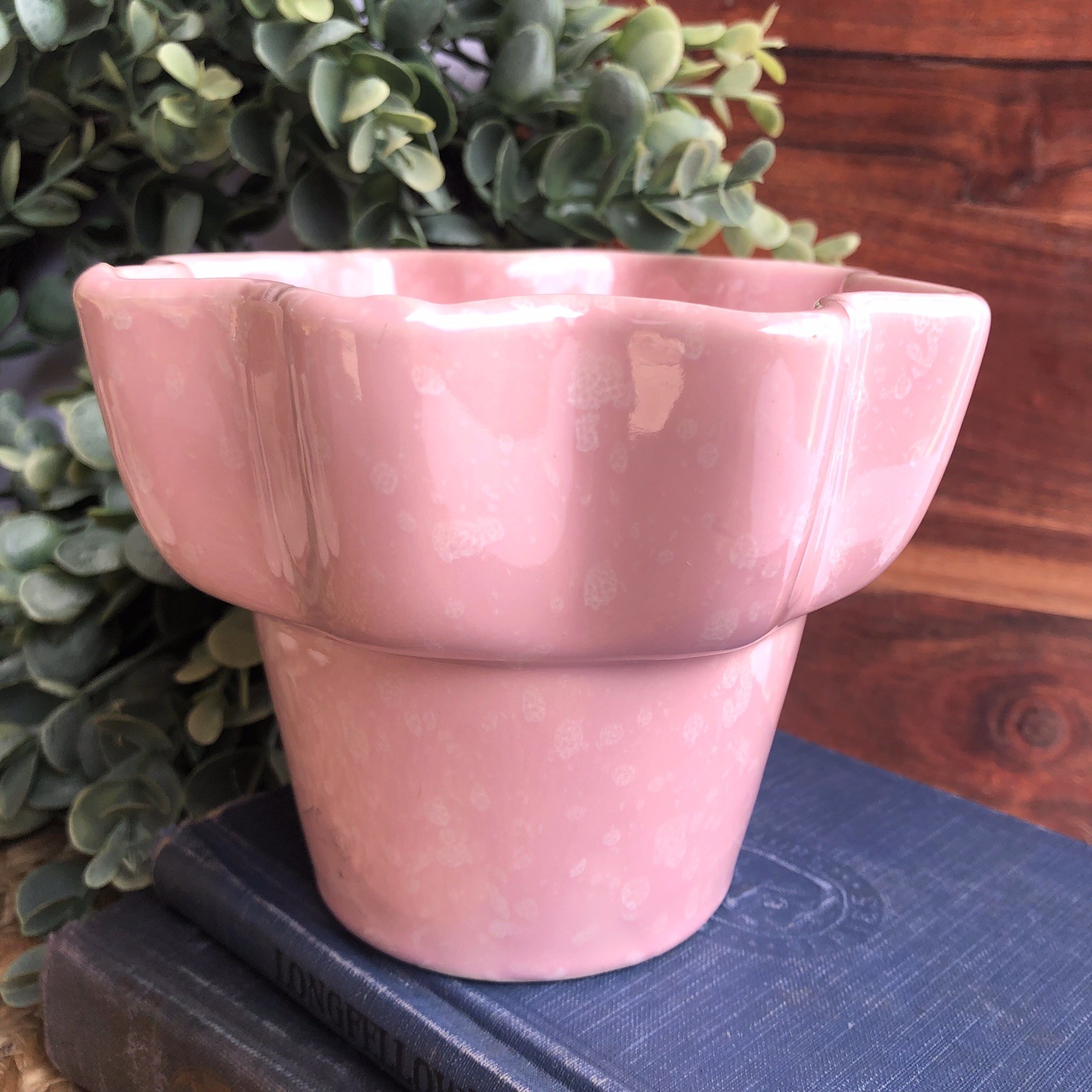 VTG Imperial USA Pink Ceramic Planter F1 Ruffled Starburst Flower Pot MCM 4” T