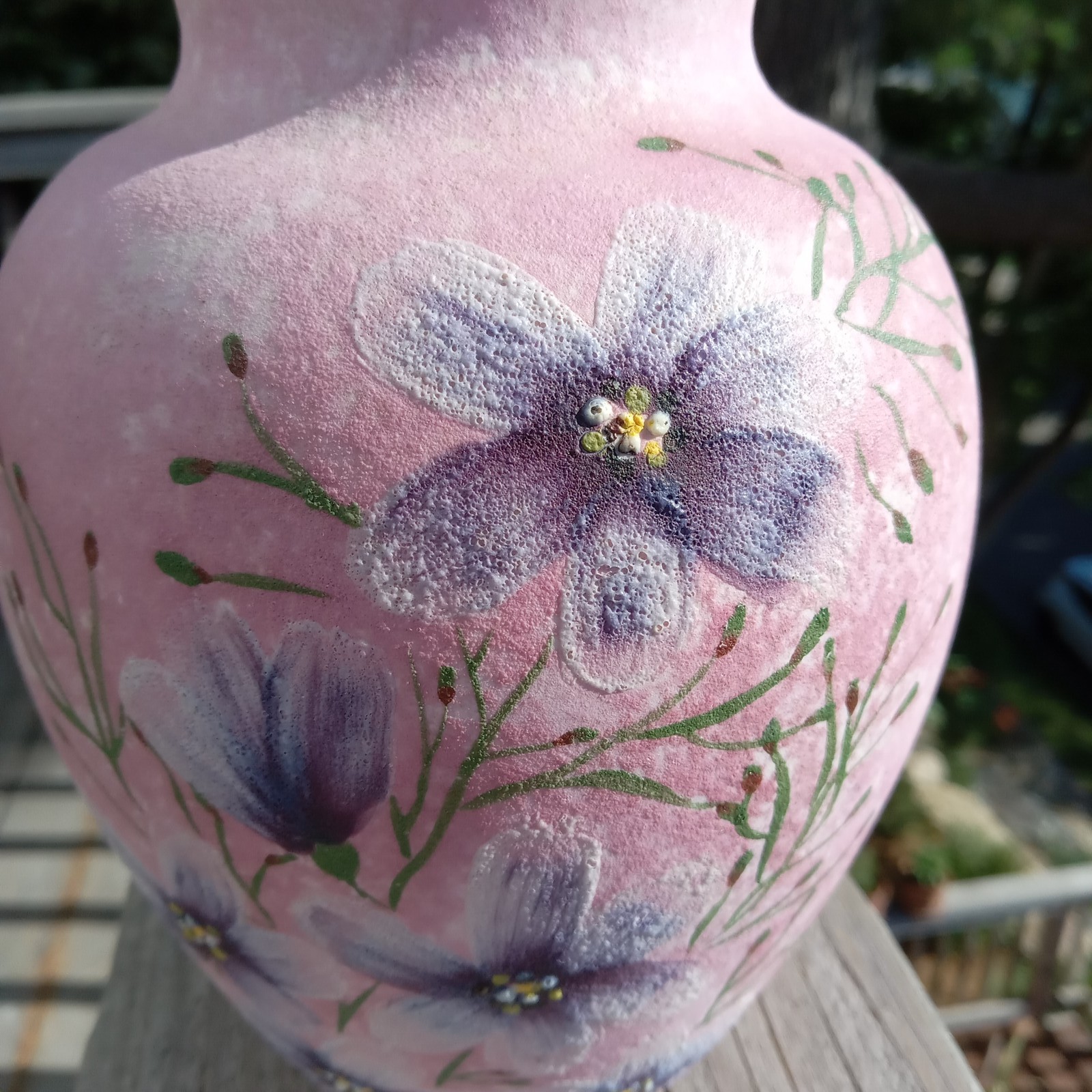 Vintage Hand-Painted Pink Purple Floral Art Pottery Vase Matte 6.25″ SIGNED