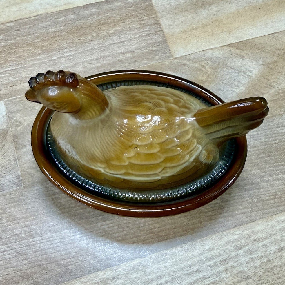 Rare Unmarked Degenhart 1960s Caramel Slag Glass Hen On A Nest Mini Salt Cellar