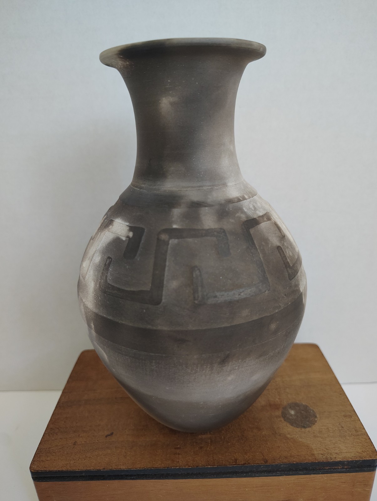 Lyse Fleury Smoke Fired Vase – 7″ Tall – Made in Canada