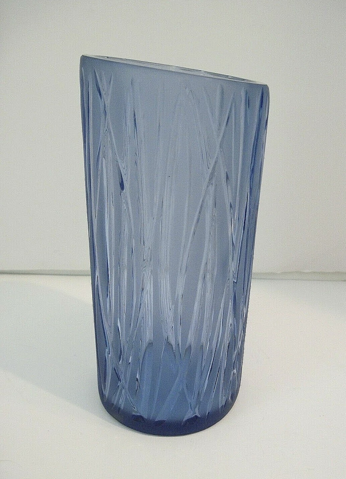 Lalique France Nouvelle Lune Sapphire Vase 6″ tall Excellent Condition!