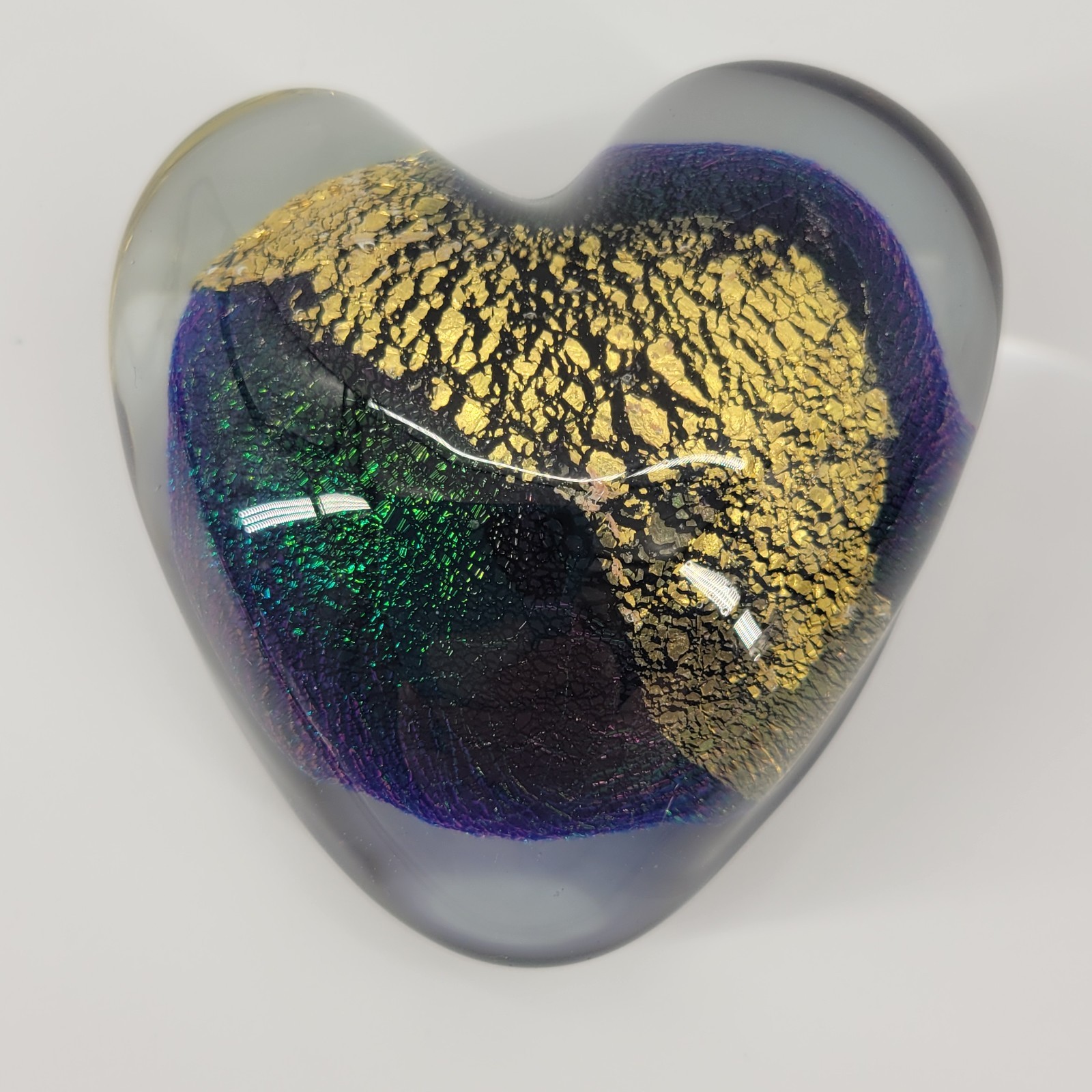 Signed Robert Eickholt 1997 Dichroic Gold Foil Heart Art Glass Paperweight