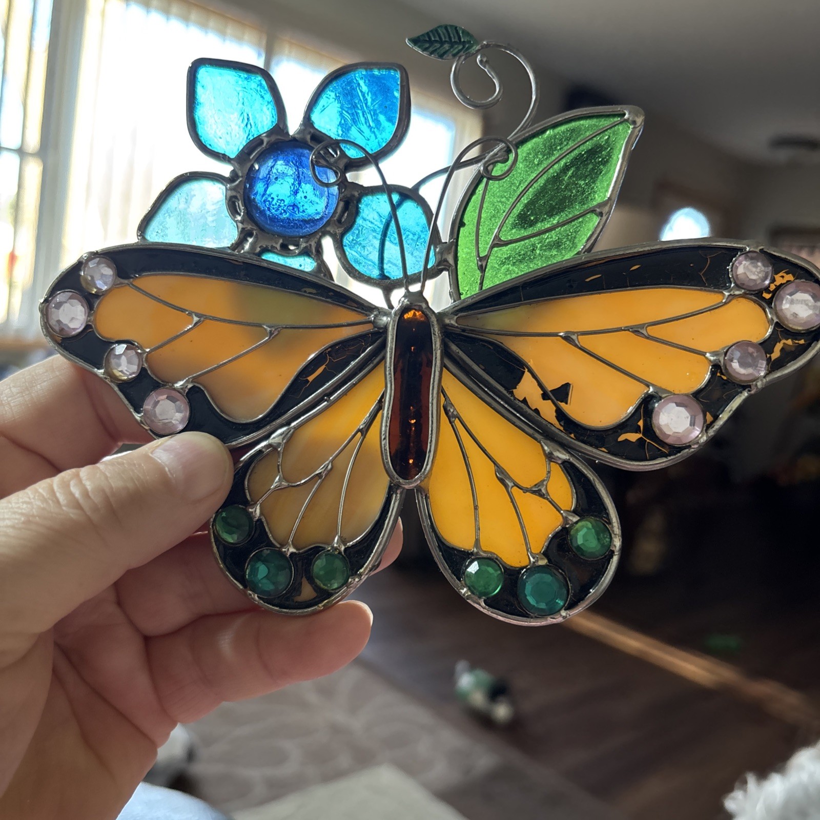BUTTERFLY Stained Glass Sun Catcher Window Decor 6.75”W,5.5”T BEAUTIFUL