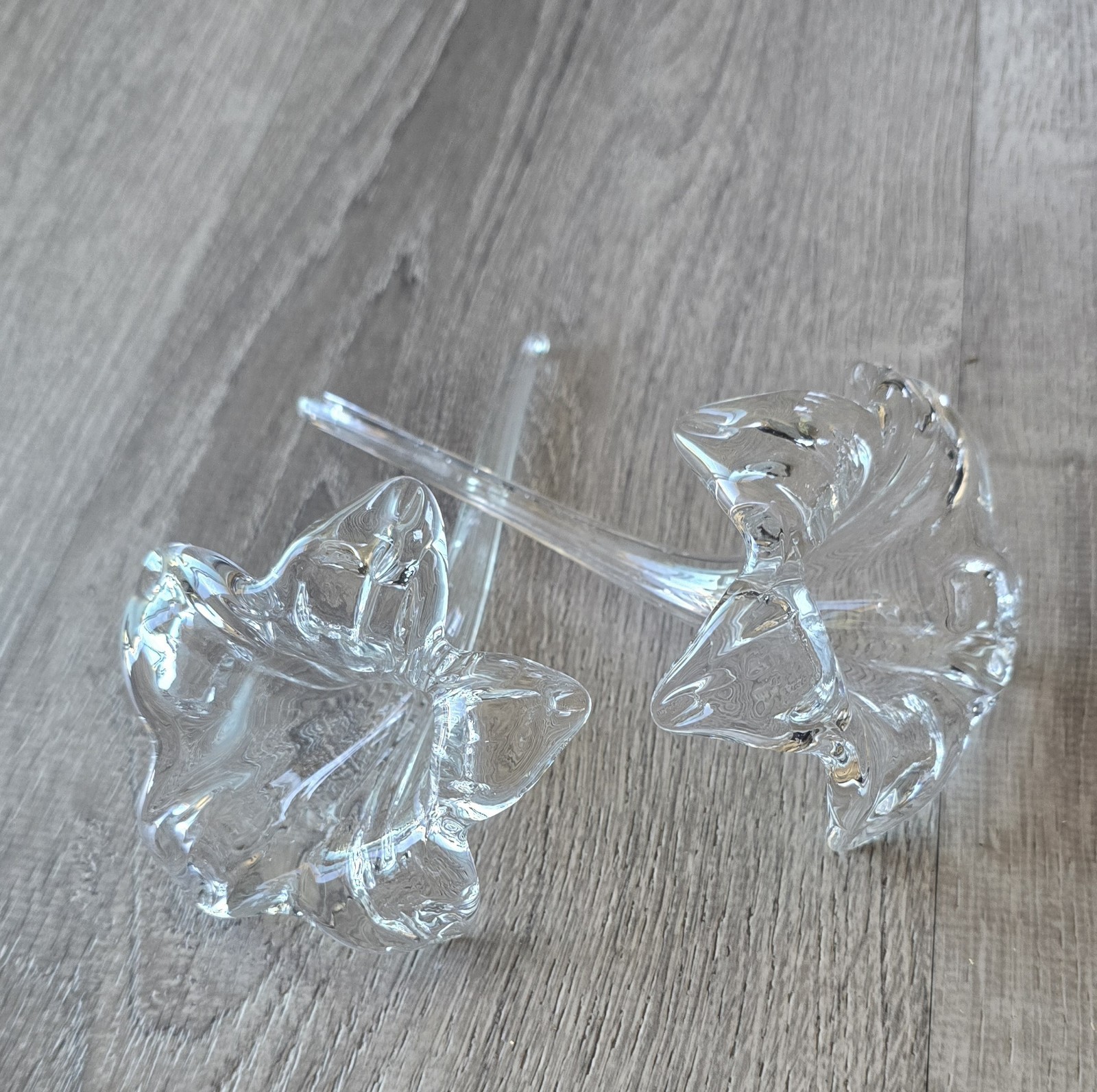 2 ~ Clear Glass Hand Blown Long Stem Hibisc Lilly 7″ Lilies Flowers Vase
