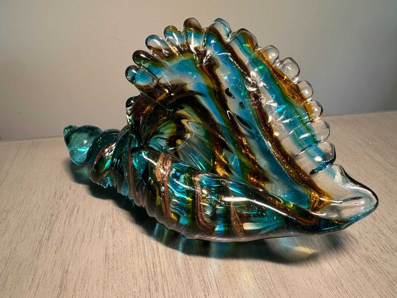 Blue/Green/Gold Swirl Blown Glass Conch Shell Sculpture, Excellent Condition