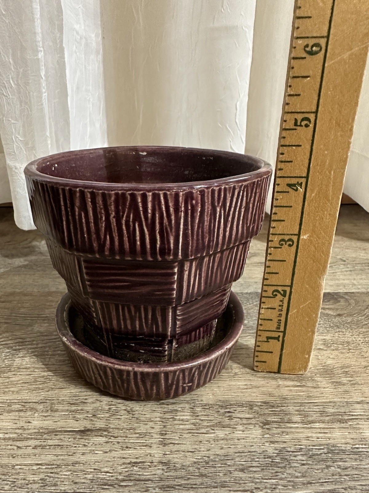 McCoy Basket Weave Planter Attached Saucer Maroon Vintage Retro Mcm 4×4 Inch