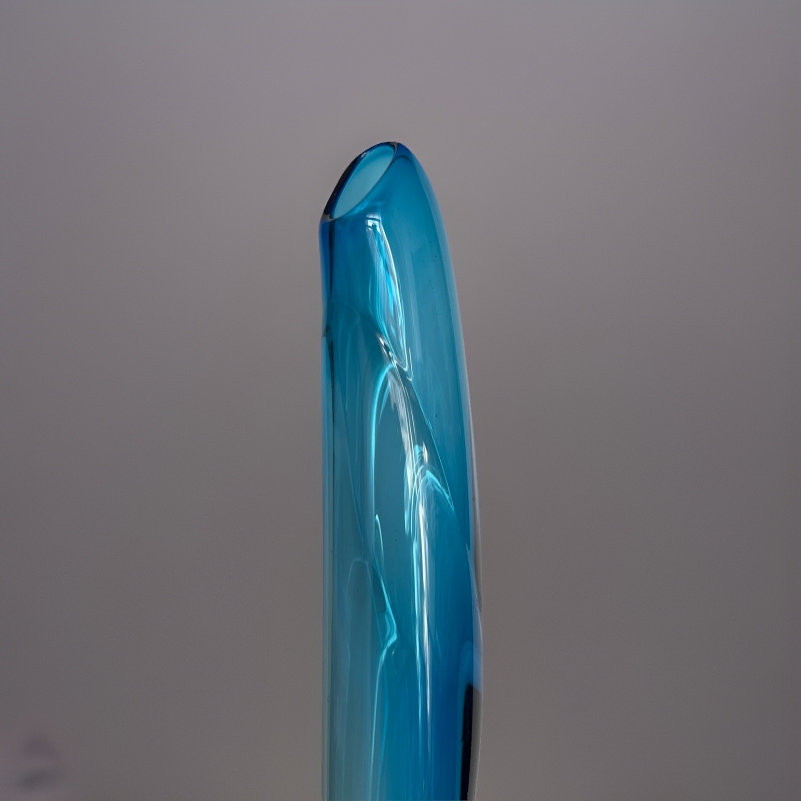 Vintage Fine Finé 2001 Signed Studio Art Glass Swung Bud Vase Blue Aqua 17”H