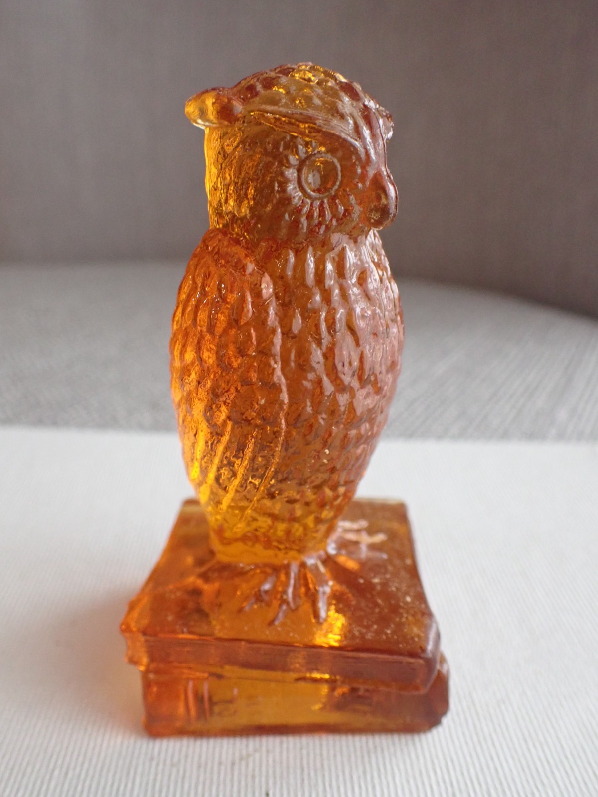 Degenhart Persimmon Glass Owl GLOWS