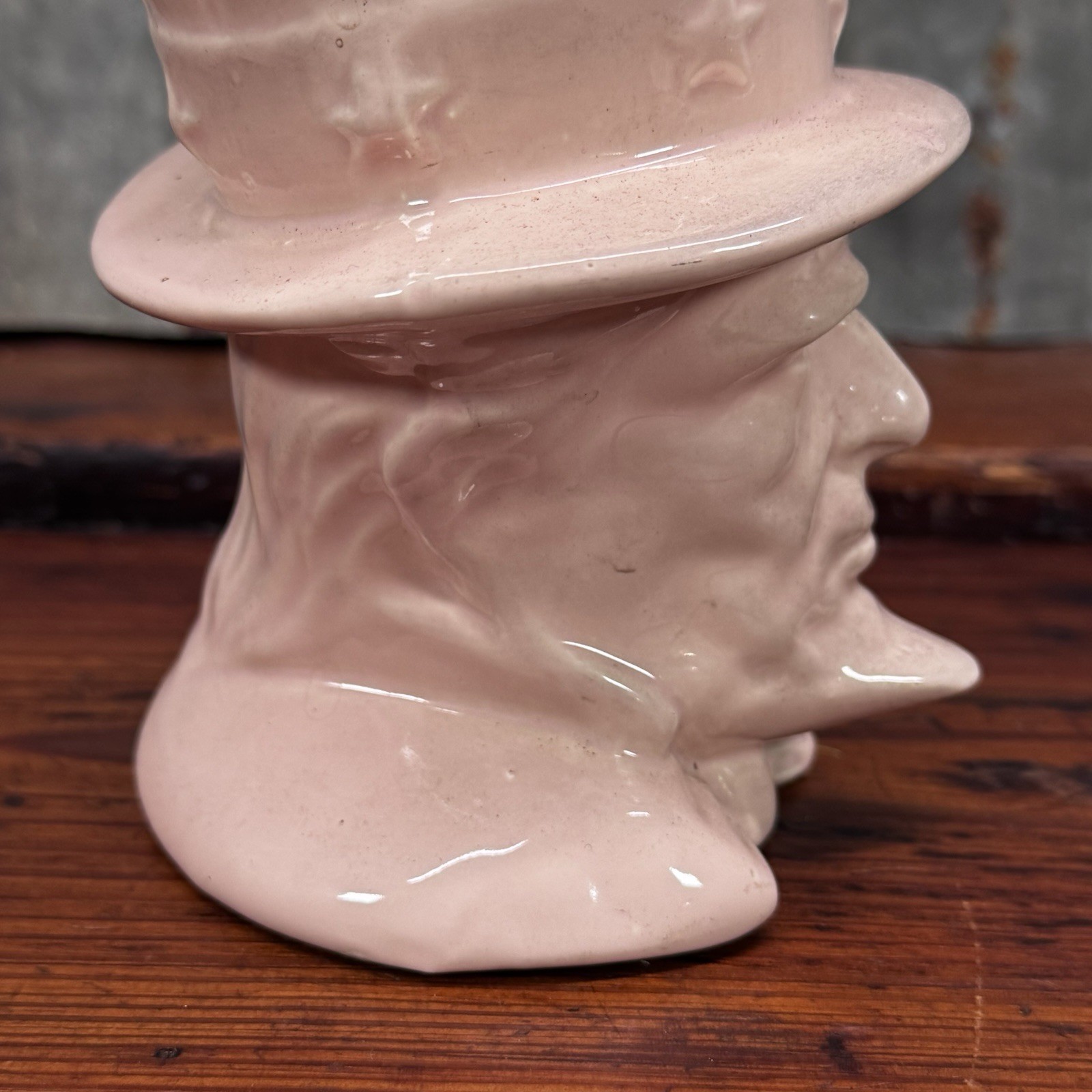 Vintage RARE 1945 Abraham Lincoln PLANTER Pink Embossed Abe Clay Pottery